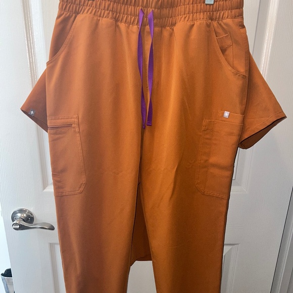 Figs Bottoms - Atlantic Fall Limited Edition - Size M/Tall - Picture 1 of 1